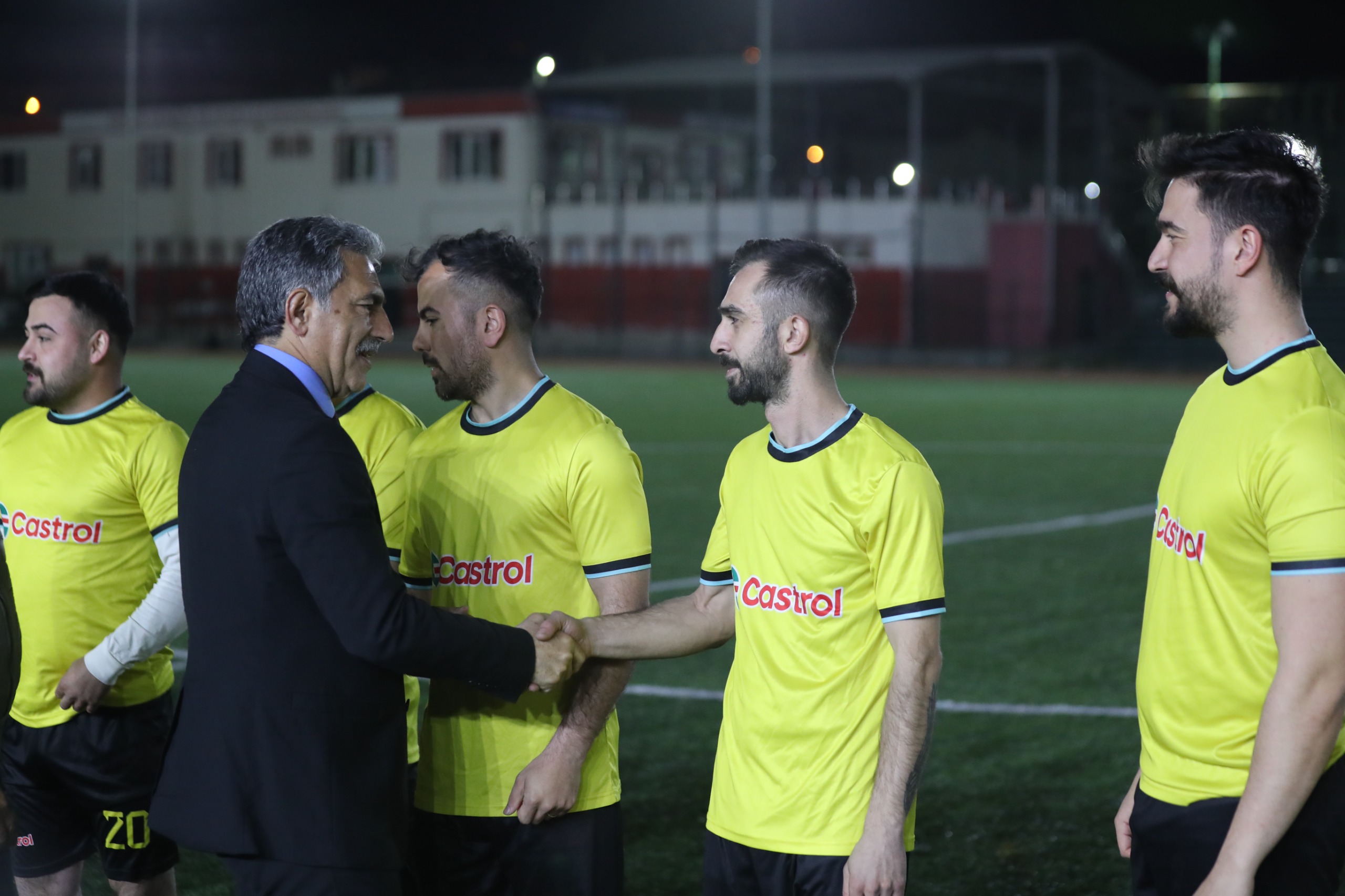 Gemlik Emek Turnuvası İki Maçla Başladı
