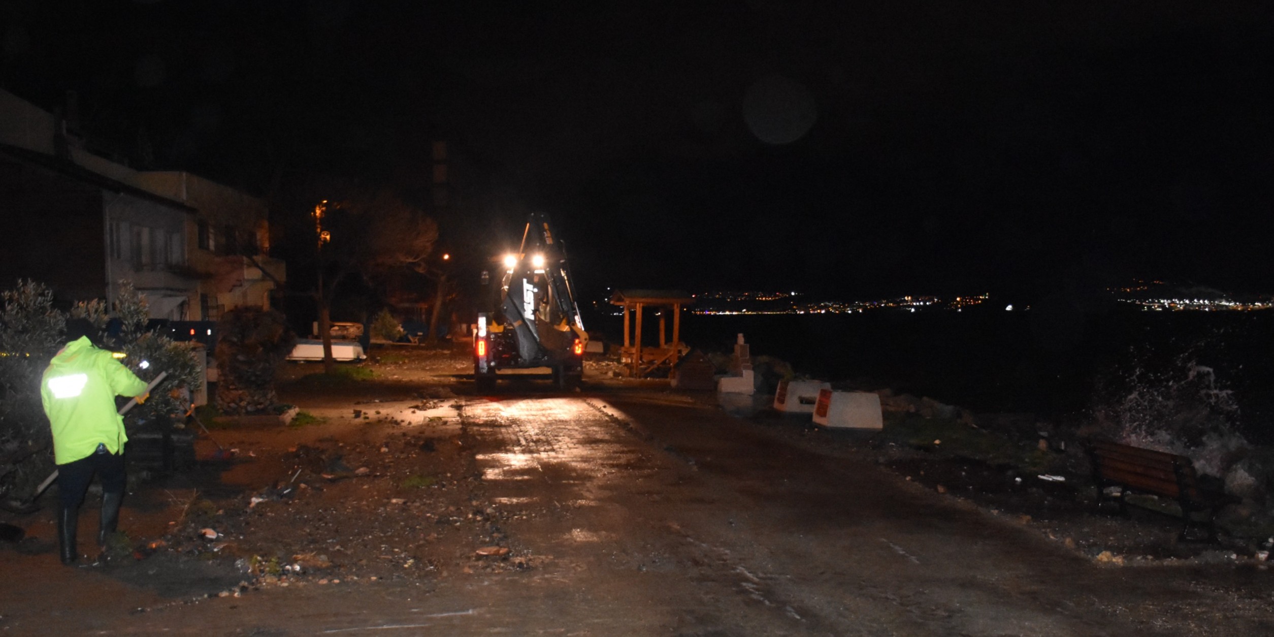 Dalgalar Çekildi, Temizlik Başladı