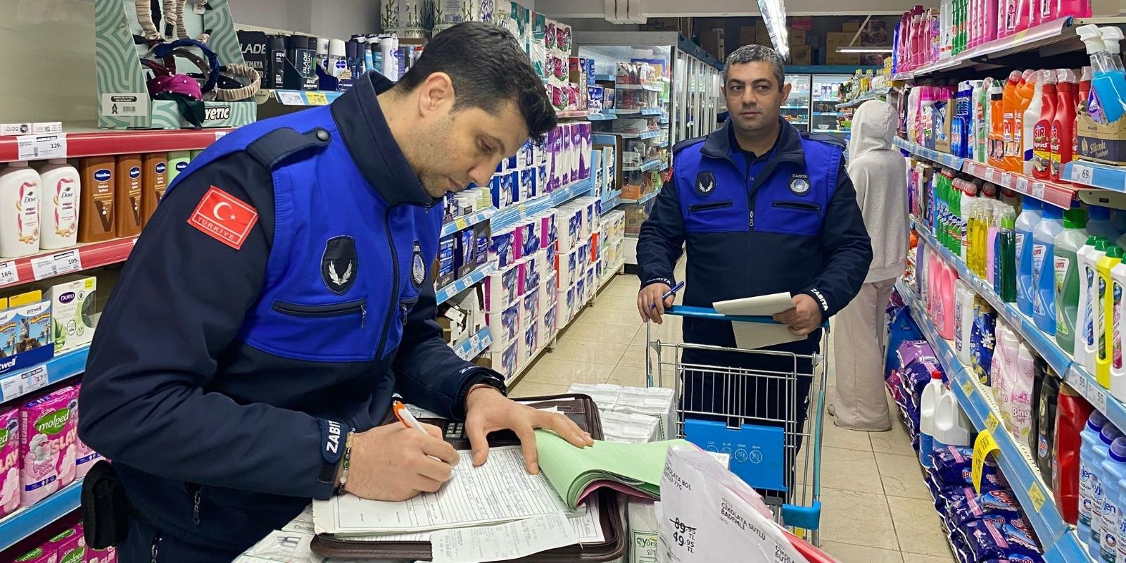 202602201143_gemlik'te-zabıtadan-market-denetimi-(2).jpeg