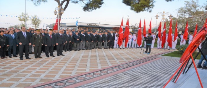 10 KASIM ATATÜRK’Ü ANMA TÖRENİ YAPILDI