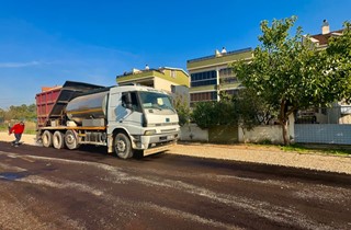 Gemlik Belediyesi'nden Kurşunlu'da Yol Çalışması