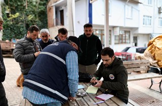 Gemlik Belediyesi ile GemTar’dan Üreticiye Destek Zeytin Alımları Sürüyor 