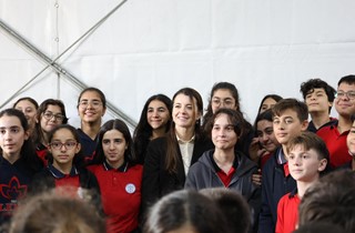Gemlik’te “Sözcüklerin Rotası” Etkinliğinde Şermin Yaşar Okurlarıyla Buluştu