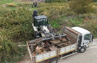 Gemlik’te Kaçak Barakaya Müdahale