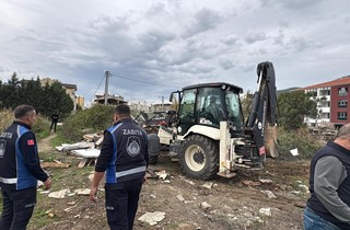 Gemlik’te Kaçak Barakaya Müdahale