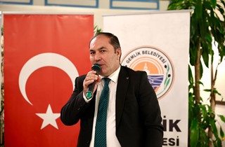 Başkan Şükrü Deviren meclis üyeleriyle iftarda buluştu