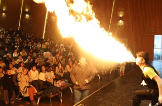Çocuklar Yetenek Sirkiniz'i Heyecanla İzledi
