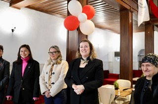 Kadınlar İçin Dayanışma Güçleniyor