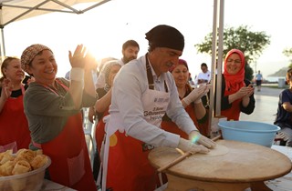 Gastronomi tırı Gemlik'teydi