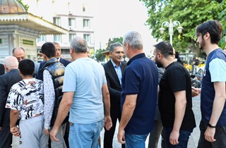 Başkan Deviren, Bayram Namazında Vatandaşlarla Buluştu