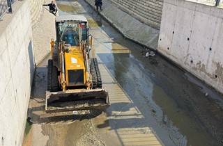 Gemlik Çarşı Deresi’nde Kapsamlı Temizlik Çalışması Başladı