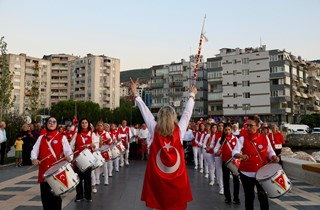 Gemlik'te Zafer Coşkusu