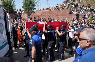Başkan Deviren, Manisa Büyükşehir Belediye Başkanı Ferdi Zeyrek'in Cenazesine Katıldı