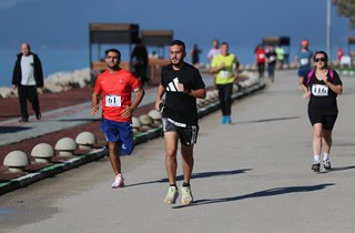 Gemlik'te Cumhuriyet'in 102. Yılına Yakışan Cumhuriyet Koşusu