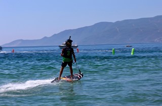Gemlik'te Zafer Bayramı Coşkusu Su Sporlarıyla Taçlandı
