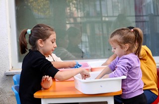 Gemlik Belediyesi, çocukların gelişimine yönelik etkinliklerini sürdürüyor