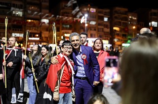 Gemlik’te Cumhuriyet Coşkusu Kortej Yürüyüşüyle Zirveye Ulaştı