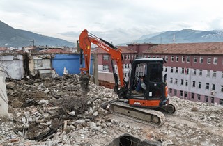 Çürük Binaya Kontrollü Yıkım