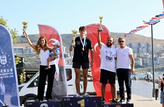 Gemlik'te Zafer Bayramı Coşkusu Su Sporlarıyla Taçlandı