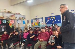 Öğrencilere “Çevre ve Deniz Kirliliği” Farkındalık Semineri