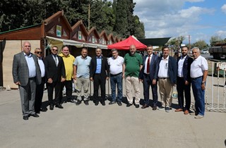 Başkan Deviren Turşu Festivali'nde