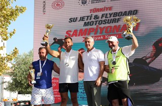 Gemlik'te Deniz Yarışları Nefes Kesti