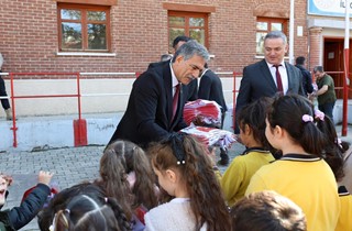 Kentimizin Gururu Gemlikspor’dan Miniklere Anlamlı Sürpriz