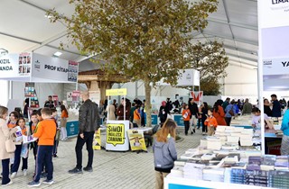 Kitap Limanı'na Öğrencilerden Yoğun İlgi