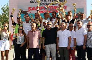 Gemlik'te Deniz Yarışları Nefes Kesti