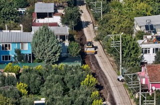 Gemlik Belediyesi’nden Kumsaz'da Yol Çalışması