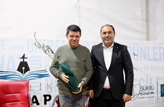 Gemlik Kitap Limanı’nda Murat Menteş ve Alper Canıgüz’den Edebiyat Dolu Final