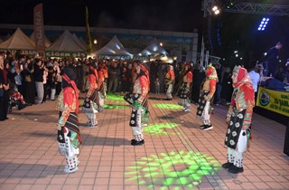 10. Hemşehri Dernekleri Festivali’nde Coşku Hız Kesmeden Devam Ediyor
