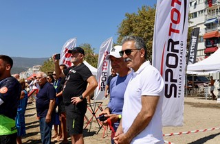 Gemlik'te Zafer Bayramı Coşkusu Su Sporlarıyla Taçlandı