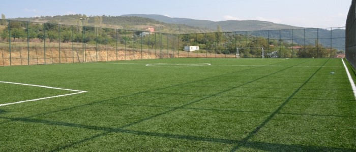 YENİKÖY VE ENGÜRÜCÜK MAHALLELERİNE HALI SAHA MÜJDESİ