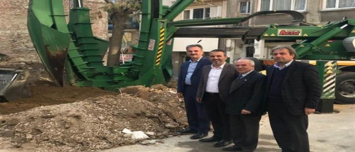 GEMLİK’İN ÇEHRESİNE ‘YEŞİL’ DOKUNUŞLAR